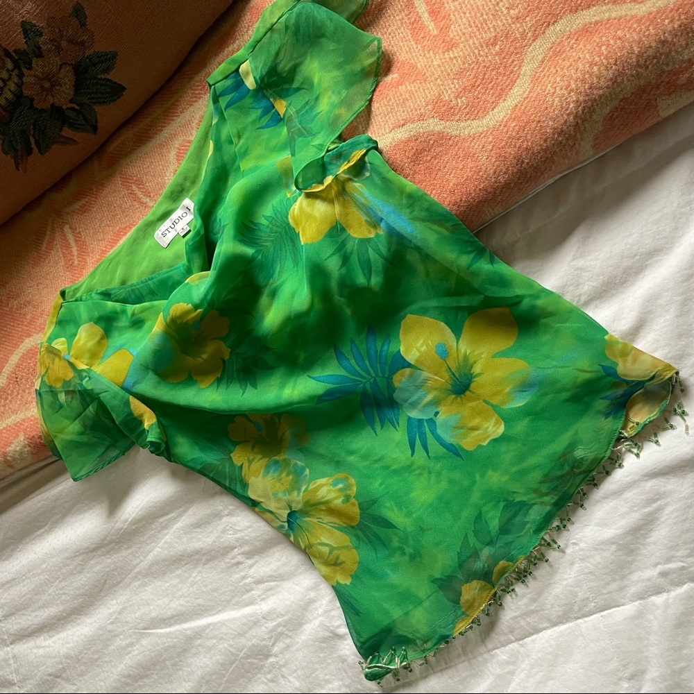 Studio I green floral blouse